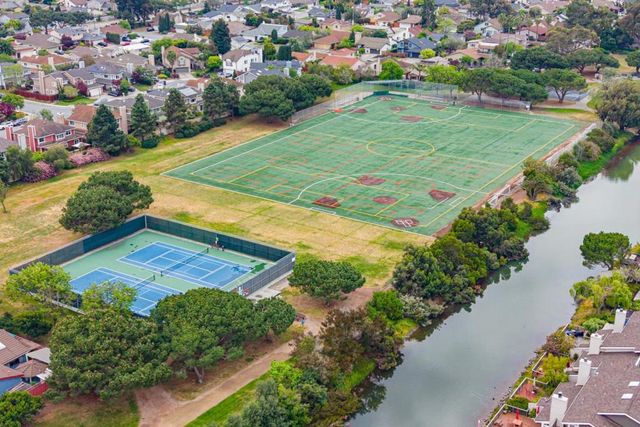 30 Eddystone Court, Redwood City, CA 94065