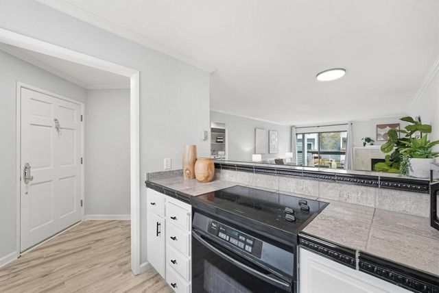 30 Eddystone Court, Redwood City, CA 94065