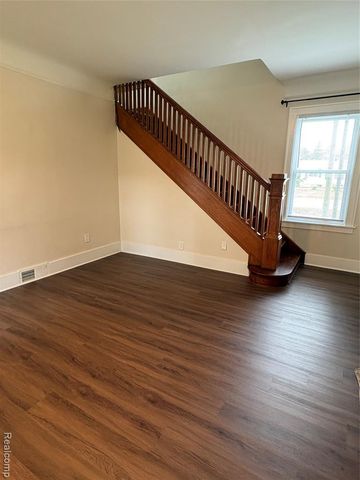2175 W Auburn Road, Rochester Hills, MI 48309
