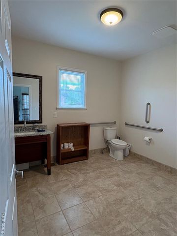 2175 W Auburn Road, Rochester Hills, MI 48309
