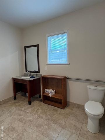2175 W Auburn Road, Rochester Hills, MI 48309