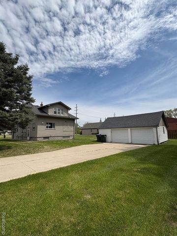 2175 W Auburn Road, Rochester Hills, MI 48309