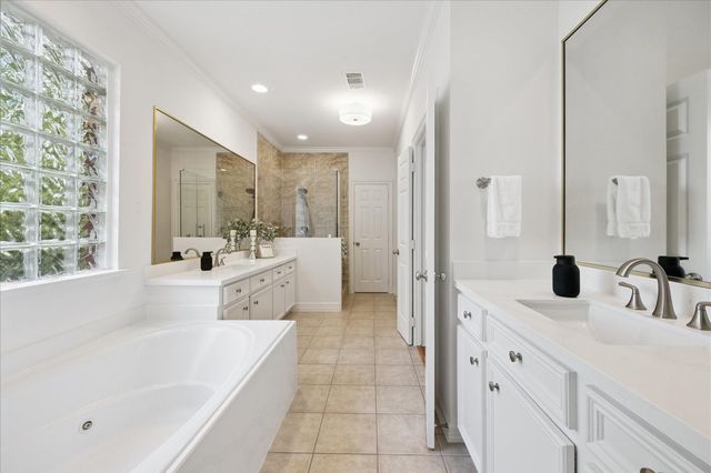 4215 Law Street, Houston, TX 77005