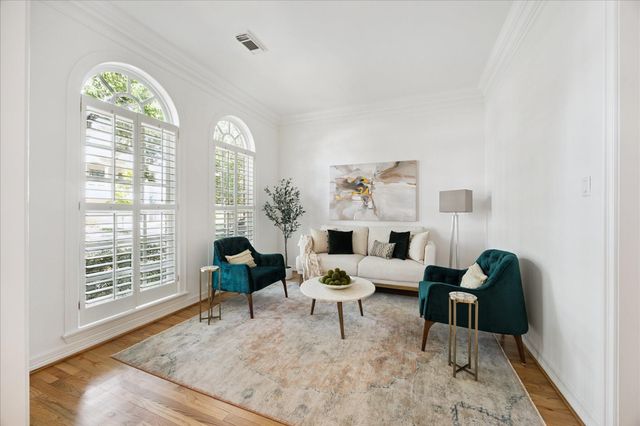 4215 Law Street, Houston, TX 77005