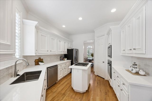 4215 Law Street, Houston, TX 77005