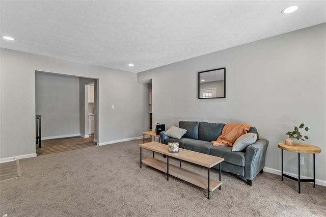 1701 Hawthorne 12, Atlanta, GA 30337