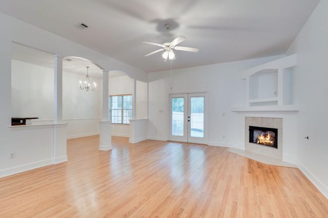 8641 Milford Court, Tallahassee, FL 32312