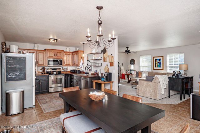 617 BUCKSKIN DRIVE, Jefferson City, MO 65109