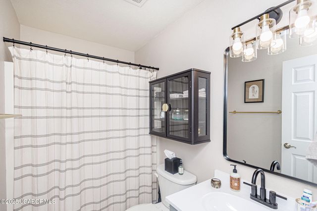 617 BUCKSKIN DRIVE, Jefferson City, MO 65109