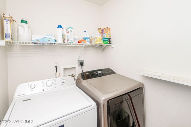 617 BUCKSKIN DRIVE, Jefferson City, MO 65109