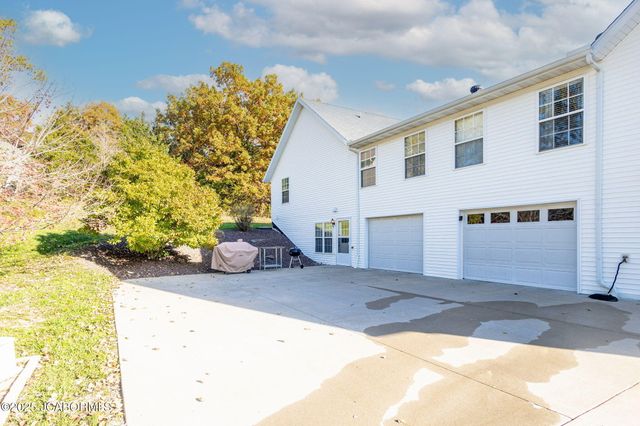 617 BUCKSKIN DRIVE, Jefferson City, MO 65109