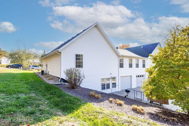 617 BUCKSKIN DRIVE, Jefferson City, MO 65109