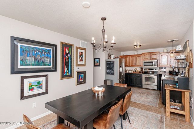 617 BUCKSKIN DRIVE, Jefferson City, MO 65109