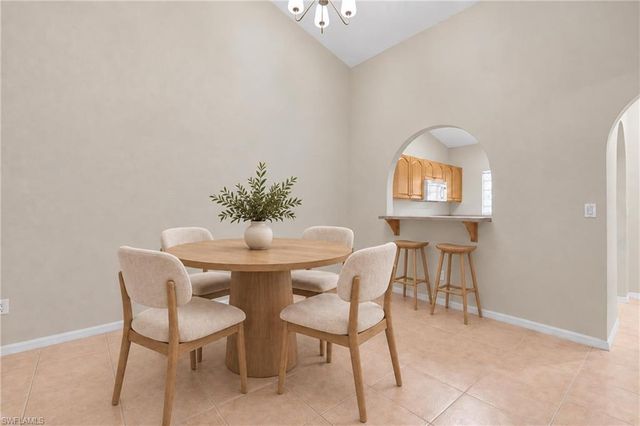 2261 Somerset Ridge DR 203, Lehigh Acres, FL 33973