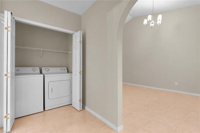 2261 Somerset Ridge DR 203, Lehigh Acres, FL 33973