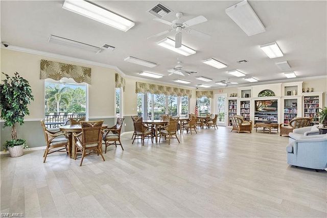 2261 Somerset Ridge DR 203, Lehigh Acres, FL 33973