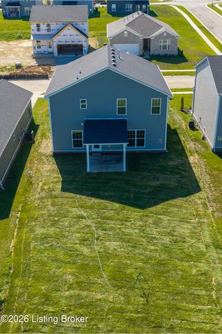 7817 Firescale Ct, Louisville, KY 40291