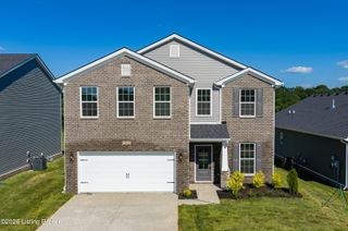 7817 Firescale Ct, Louisville, KY 40291