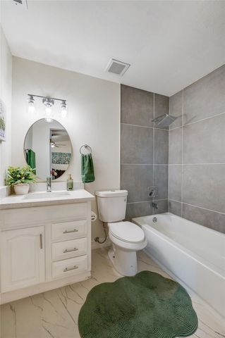 2425 ROYAL PALM DRIVE, Edgewater, FL 32141