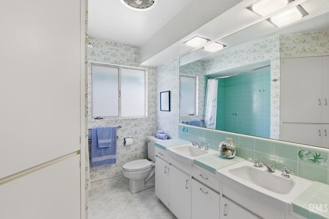 1109 Panorama Drive, Bakersfield, CA 93305