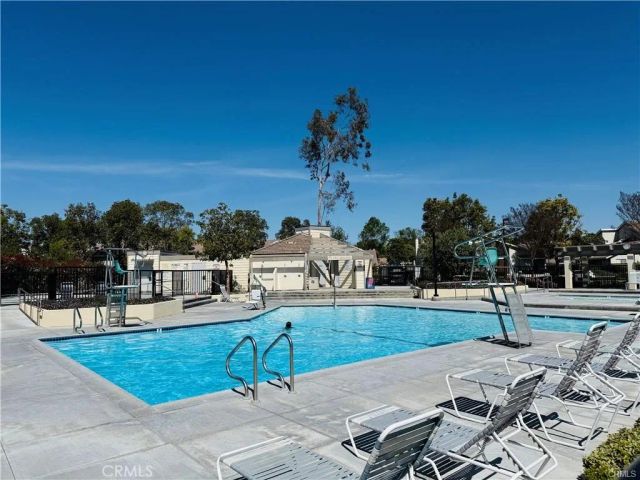 69 Thicket 46, Irvine, CA 92614