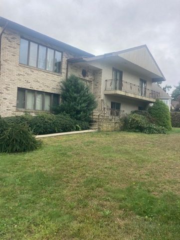 55 Northmere, Fall River, MA 02723