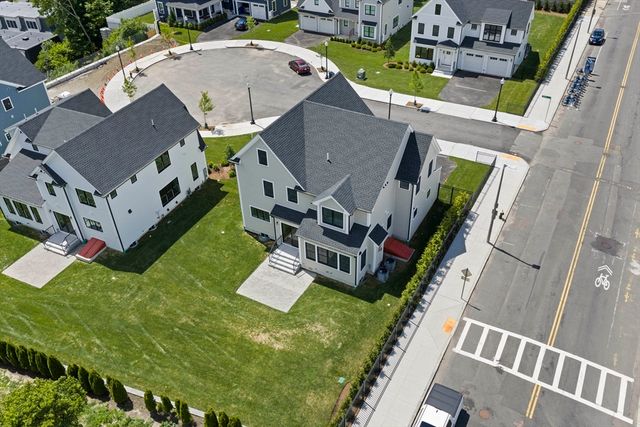 712 Washington, Boston, MA 02135