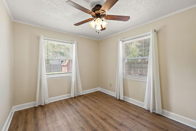 13 Joyce Avenue, Mount Pleasant, SC 29464