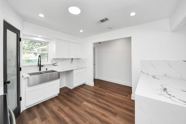 3807 Cherry Meadow Drive, Houston, TX 77039