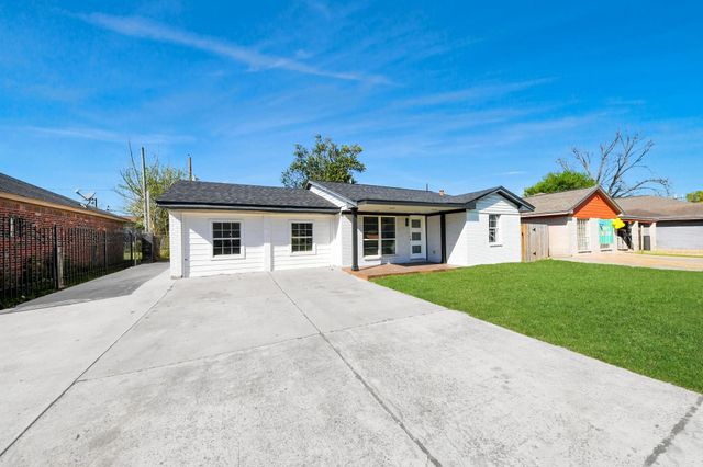 3807 Cherry Meadow Drive, Houston, TX 77039