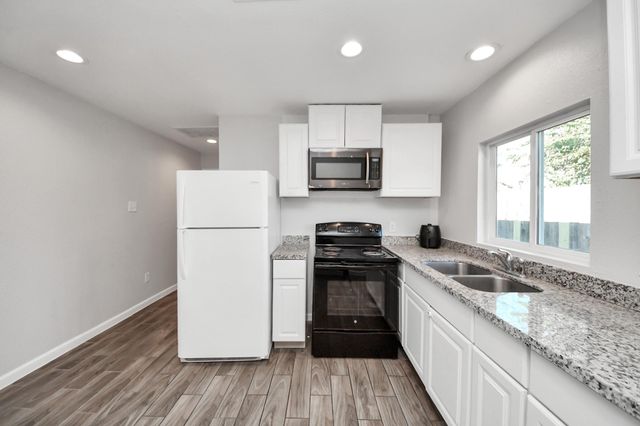 3807 Cherry Meadow Drive, Houston, TX 77039