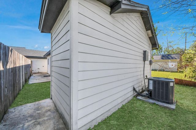 3807 Cherry Meadow Drive, Houston, TX 77039