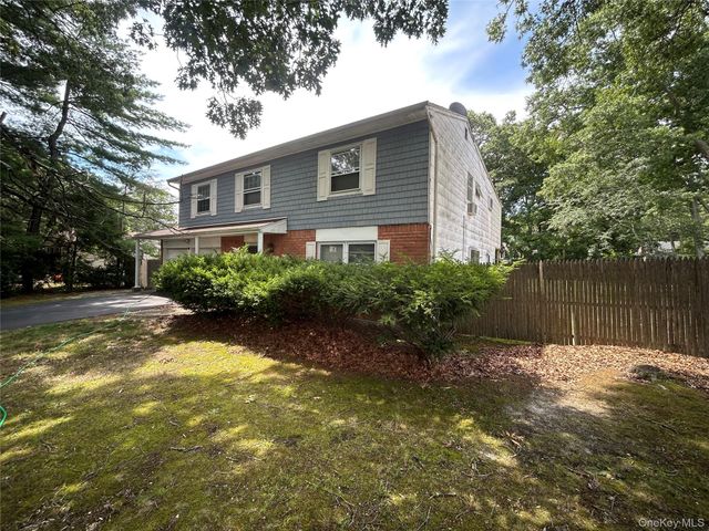 47 Andover Drive, Coram, NY 11727
