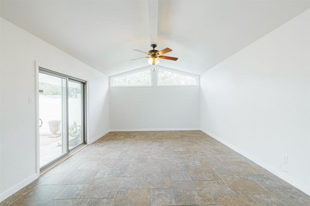 10055 Larston Street, Houston, TX 77055