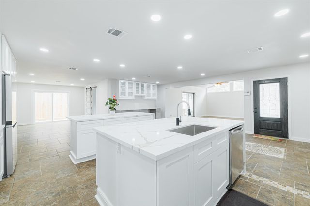 10055 Larston Street, Houston, TX 77055