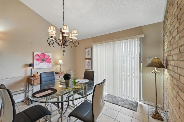 1804 Sunnyvale Road B, Grand Prairie, TX 75050