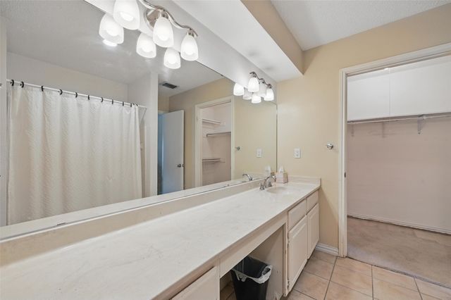 1804 Sunnyvale Road B, Grand Prairie, TX 75050