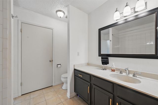 1804 Sunnyvale Road B, Grand Prairie, TX 75050