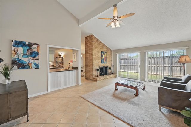1804 Sunnyvale Road B, Grand Prairie, TX 75050