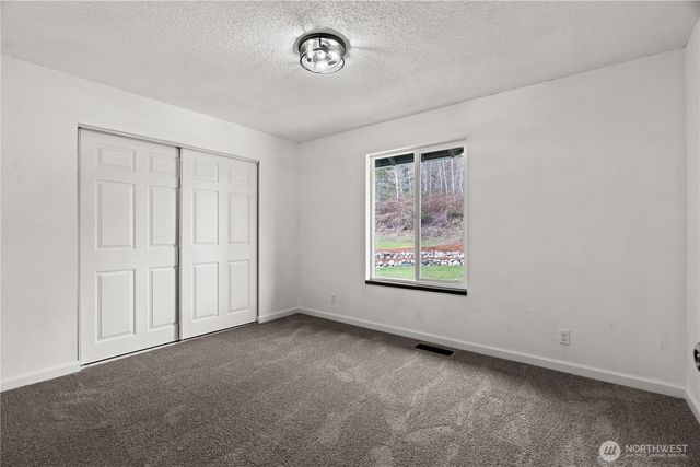 3333 Creek View Court SE, Port Orchard, WA 98366