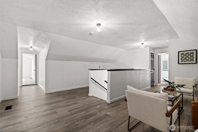 3333 Creek View Court SE, Port Orchard, WA 98366