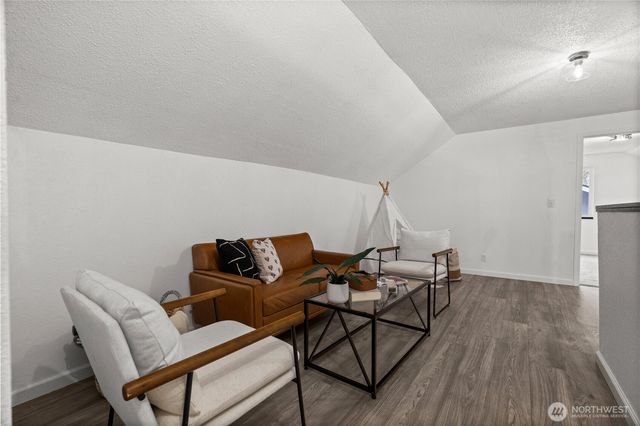 3333 Creek View Court SE, Port Orchard, WA 98366