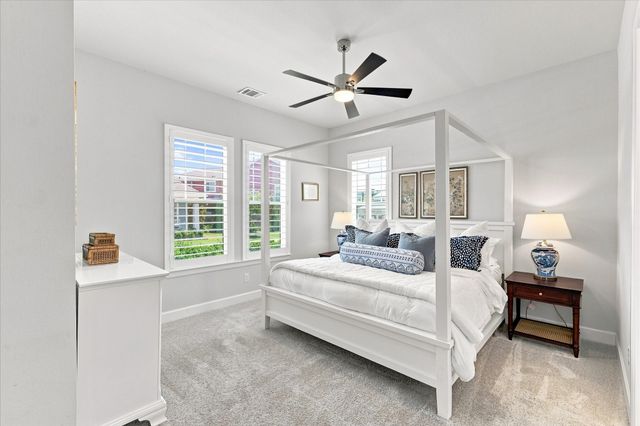 6132 Mayfair Mews, North Richland Hills, TX 76180
