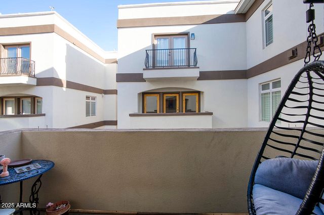 235 W PORTLAND Street, Phoenix, AZ 85003