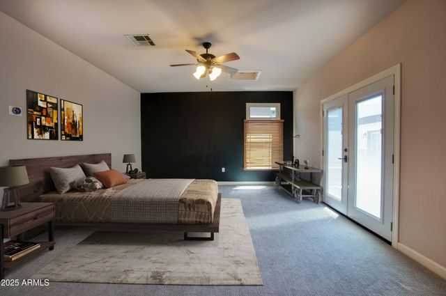 235 W PORTLAND Street, Phoenix, AZ 85003