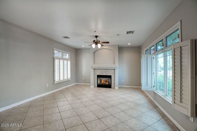 235 W PORTLAND Street, Phoenix, AZ 85003