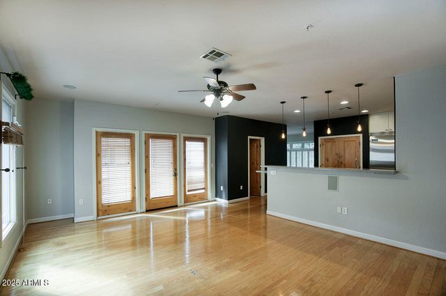 235 W PORTLAND Street, Phoenix, AZ 85003