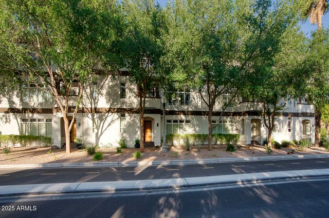 235 W PORTLAND Street, Phoenix, AZ 85003