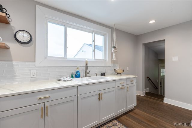 4830 Transit Road, Cheektowaga, NY 14043