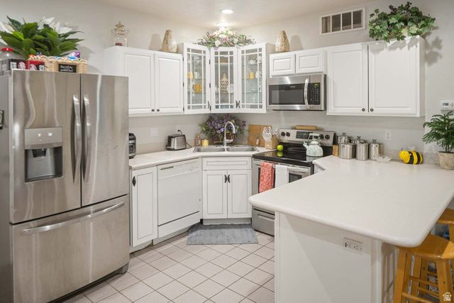 6208 W SKYLINE DR, Highland, UT 84003